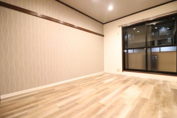 64b7f21c-155a-40c1-b59d-af64c7fcb50e.jpg